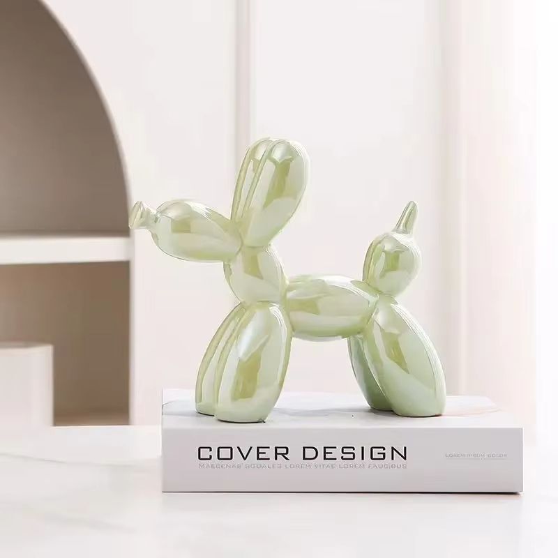Elegant Hundskulptur i Keramik – Modern Skulptur för Hem & Kontor