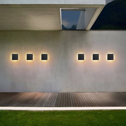 AquaGlow LED Vägglampa Utomhus i Aluminium & PC – Vattentät Modern Väggbelysning