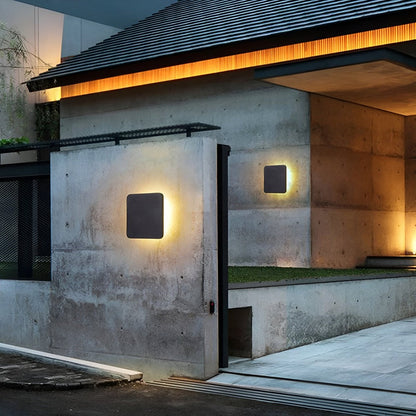 AquaGlow LED Vägglampa Utomhus i Aluminium & PC – Vattentät Modern Väggbelysning