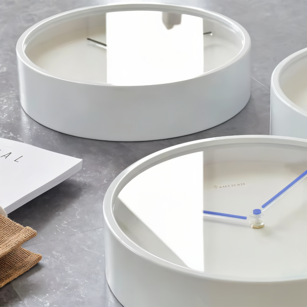 Metall Väggklocka utan Siffror – Circ O’Clock Tyst & Elegant Design