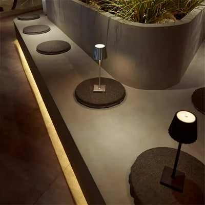 FlexiGlow Uppladdningsbar LED-bordslampa
