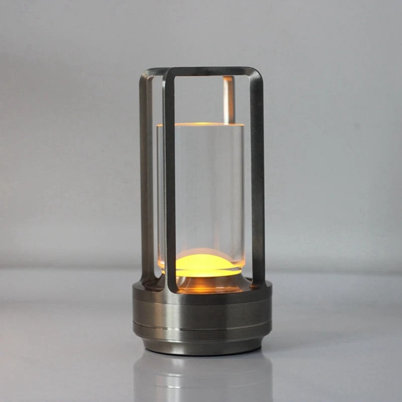 Bärbar LED-lampa i Glas – Dimbar & Trådlös Design