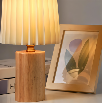 ScandiChic Bordslampa i Trä – Varm LED-belysning