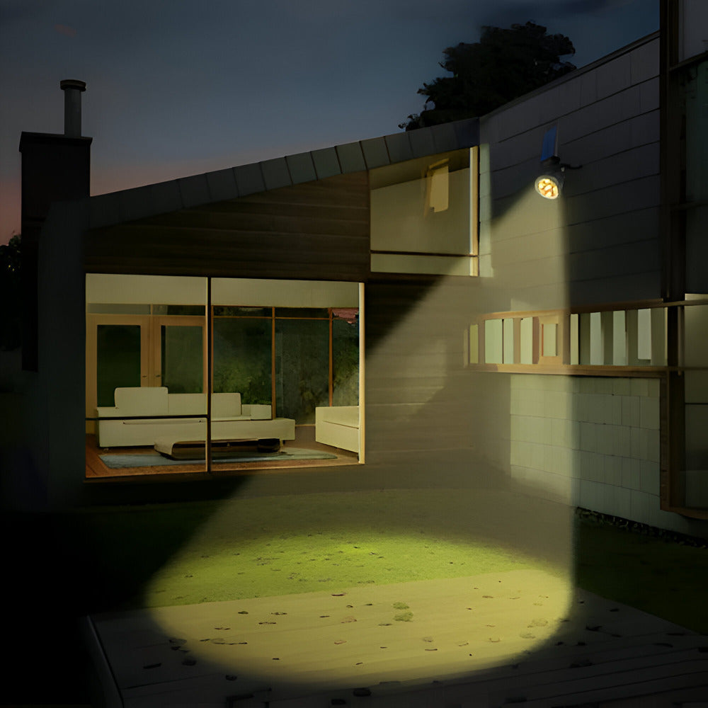 Solara Beam – Solcellsdriven Spotlight