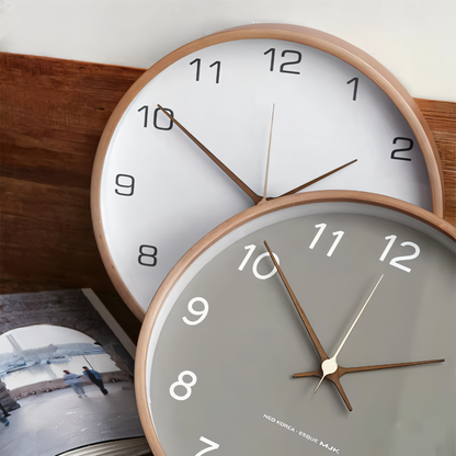 Tyst Väggklocka i Trä – Orbs Design Ø25 cm, Modern & Snygg Väggklocka