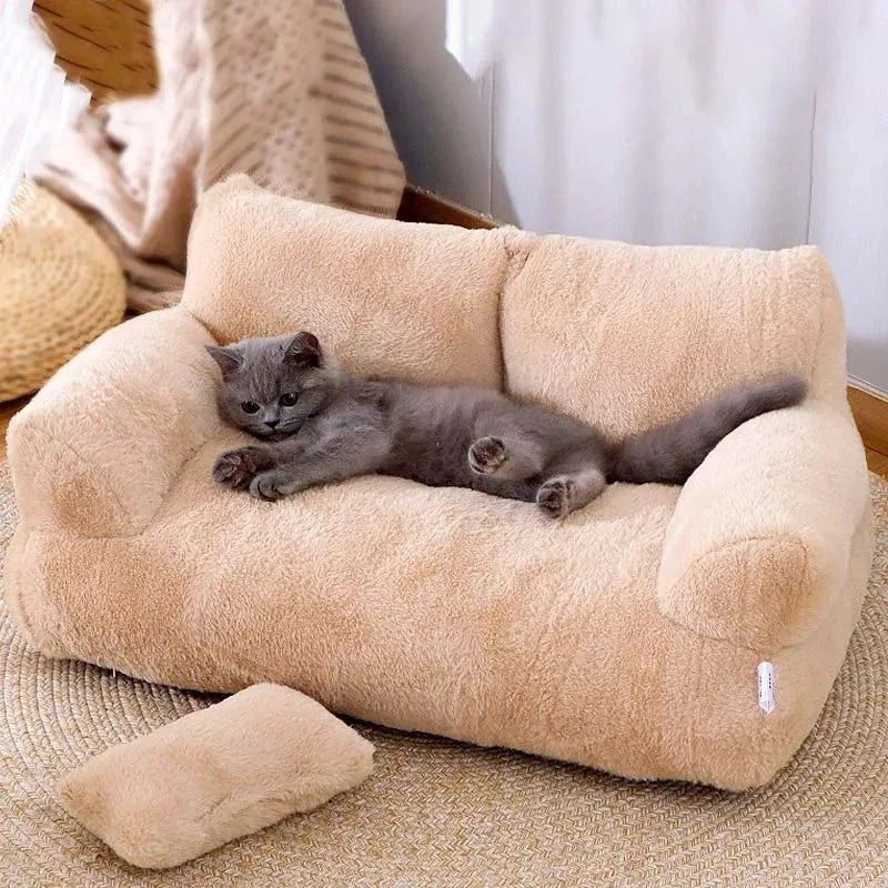 Mjuk kattsoffa i plysch