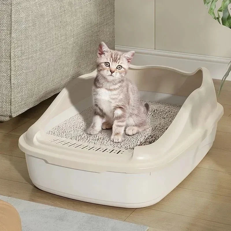 Kattlåda med stänkskydd och sandgaller