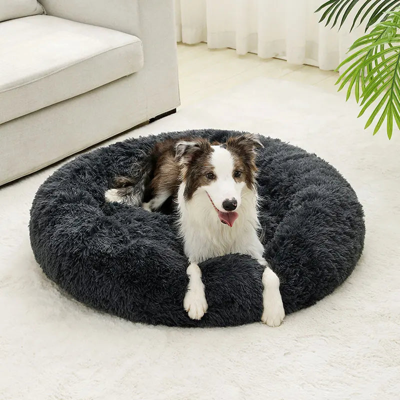 Fluffig Rund Hundbädd i Plysch – Mjuk Donutbädd för Hund