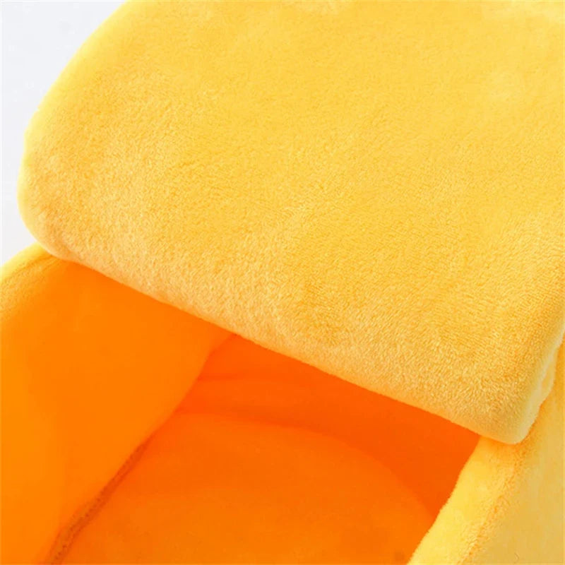 Bananformad kattbädd