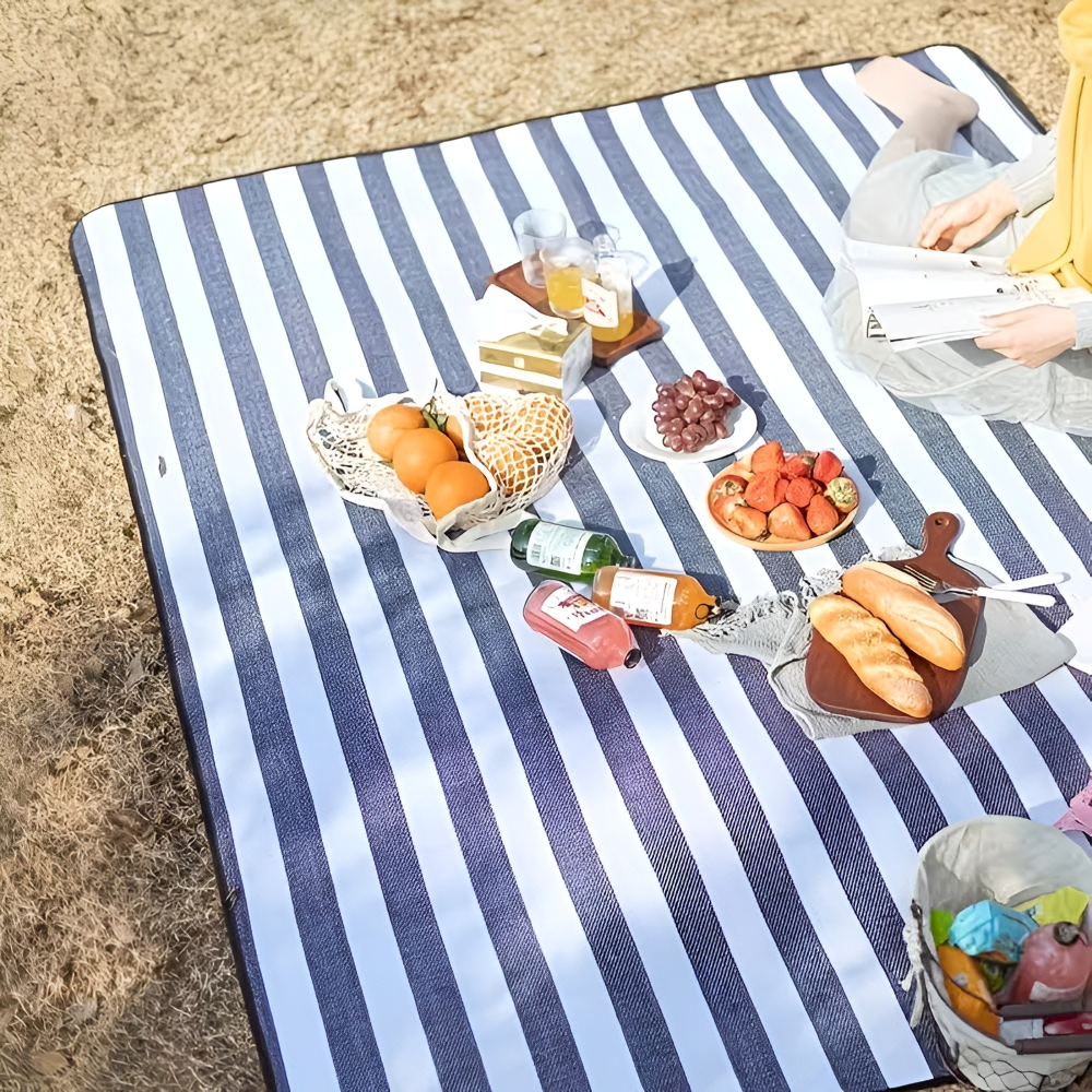 Vattentät Picknickfilt 200x200 cm – Vikbar strandfilt med bärhandtag, rutig, tvättbar