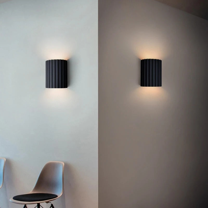 Randig LED Vägglampa – Modern Vägglampa Inomhus i Skandinavisk Design