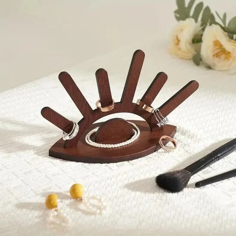 Smyckesställ i Trä – Sunburst Design