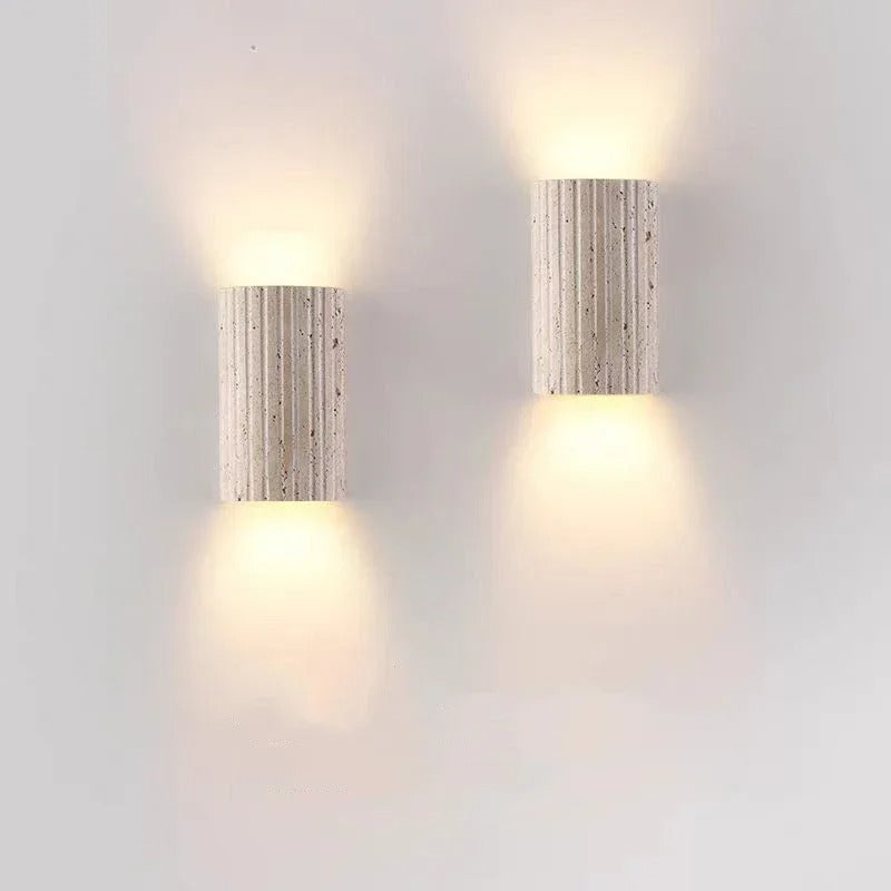 Wabi Sabi Vägglampa i Sten – Elegant Väggbelysning i Japansk Designstil