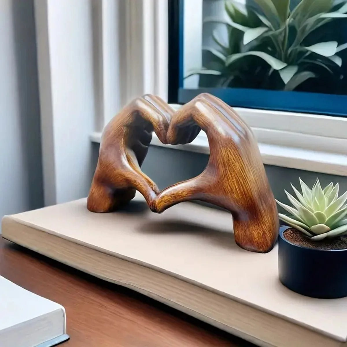 Dekorativ Handfigur i Resin