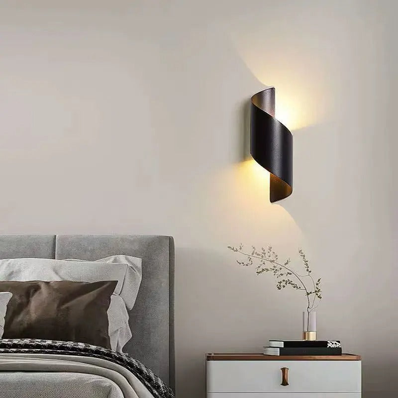 Nordic LED Vägglampa IP65 – Vattentät Utomhus Väggbelysning i Modern Design