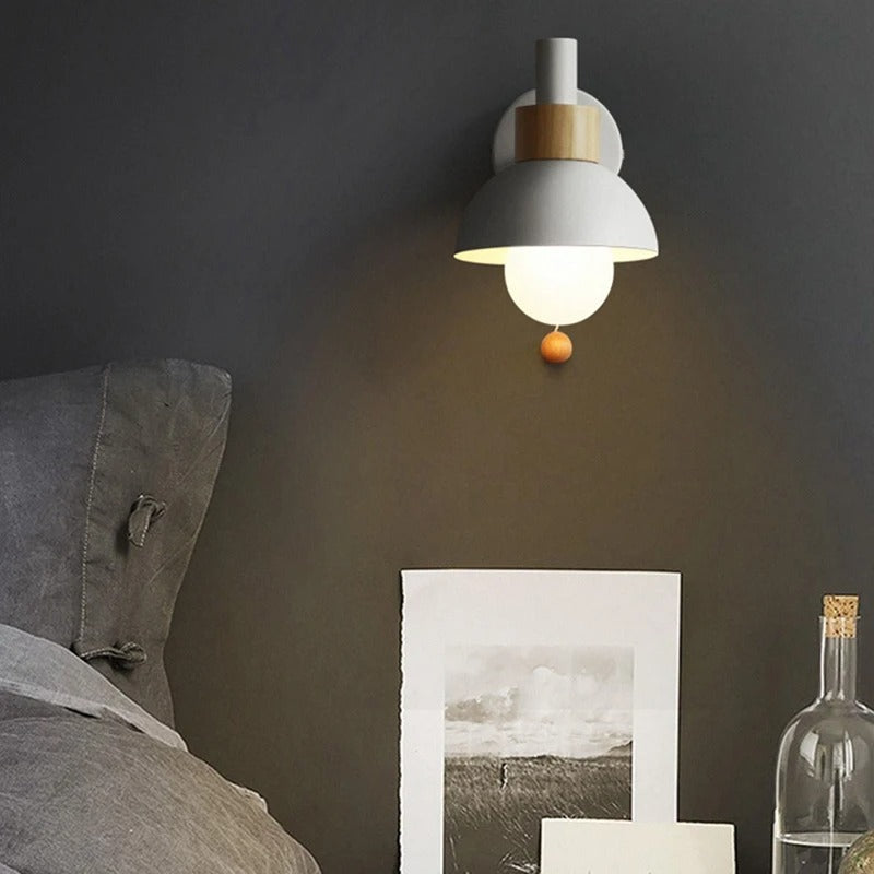 Nordisk Vägglampa Glasglob – Snygg LED Väggbelysning för Vardagsrum & Sovrum