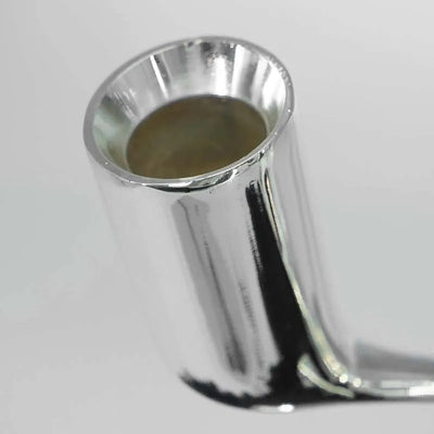 Kromad Ljusstake i Tvinnad Form
