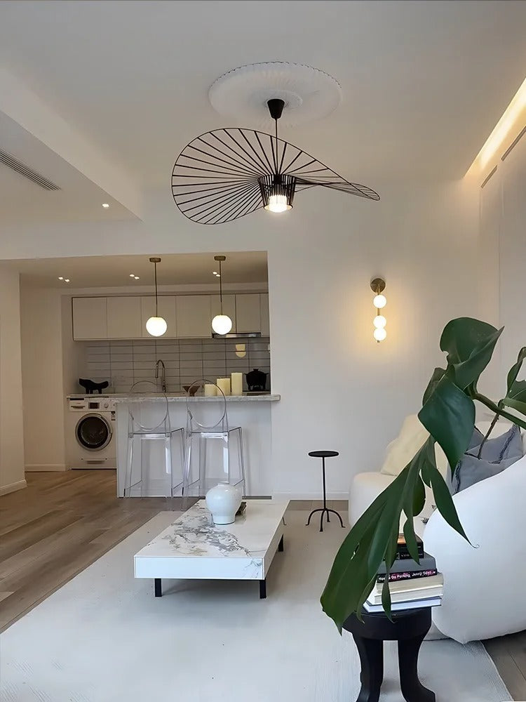 Slokhatt Taklampa – Extra Stor Pendellampa i Unik Design
