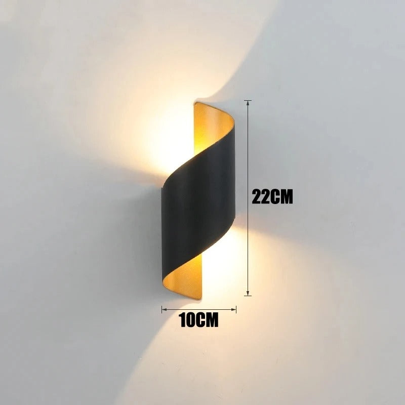 Nordic LED Vägglampa IP65 – Vattentät Utomhus Väggbelysning i Modern Design