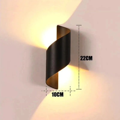 Nordic LED Vägglampa IP65 – Vattentät Utomhus Väggbelysning i Modern Design