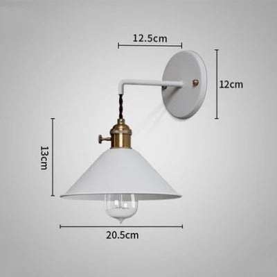 Retro Vägglampa – Färgstark Vintage Väggbelysning i Metall